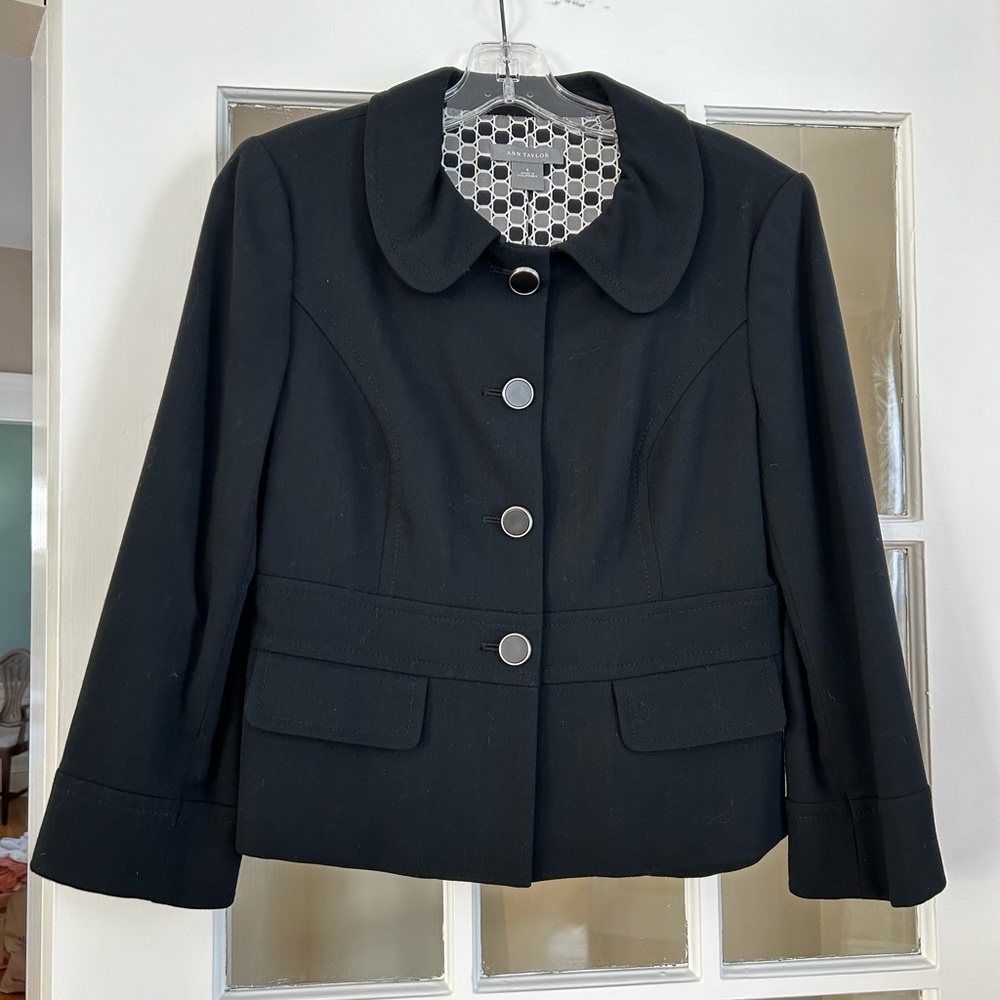 Ann Taylor black wool blazer with decorative lining